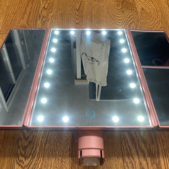 Electric Makeup Mirror Vanity Mirror - Picture 4 of 5